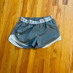 Under armor shorts, only worn twice